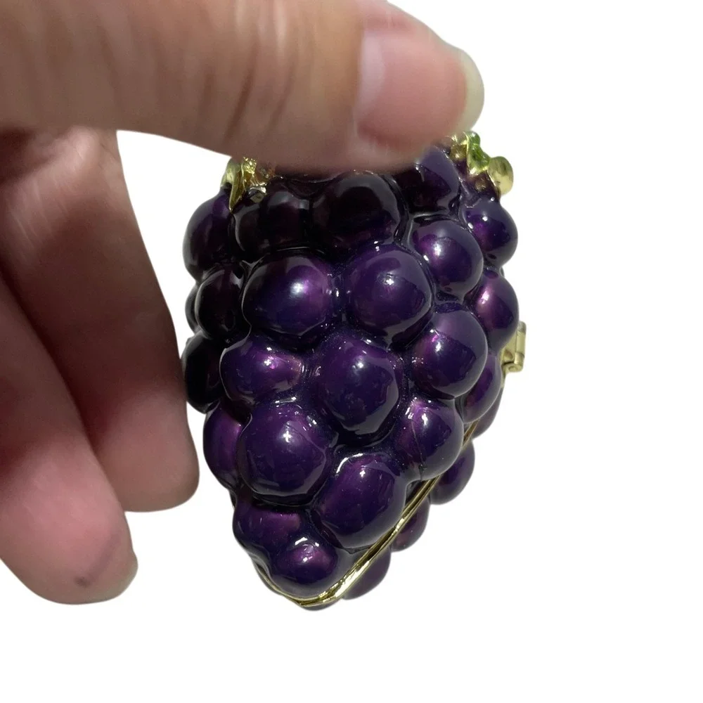 Grape Cluster Trinket Box‎ Magnetic Closure Rhinestone Embellishments Leaves